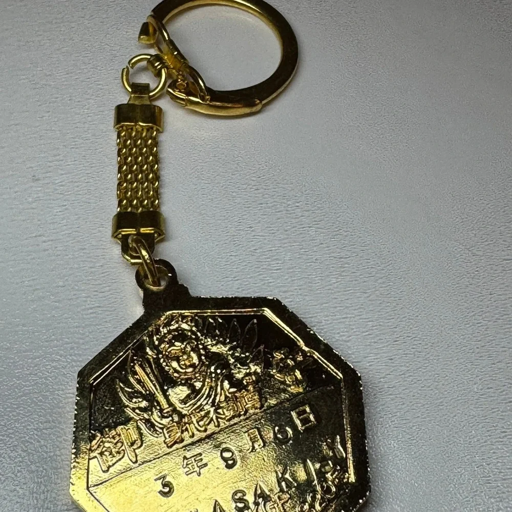 Mount Unzen Japan Volcano Key Chain‎ 24KGP IWASAKI Gold Tone